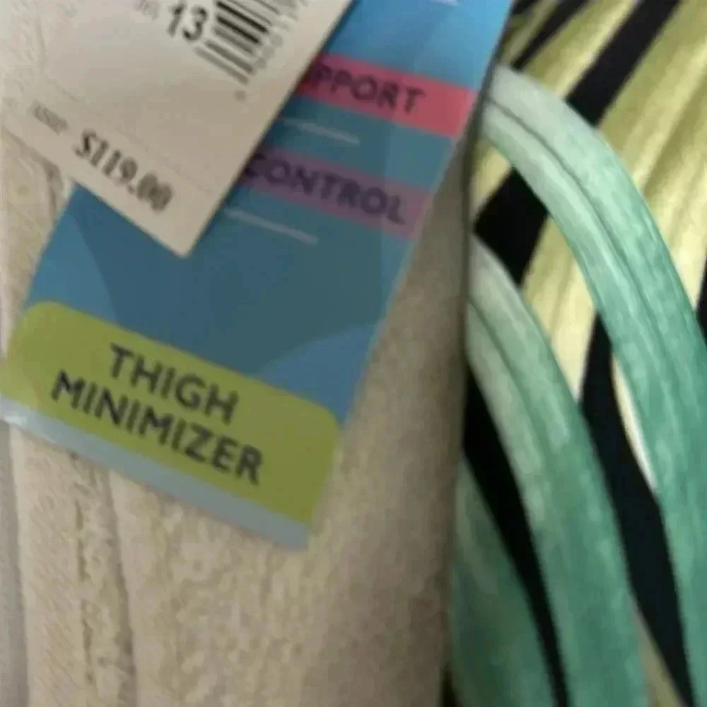 Swim Soultions swimsuit - Picture 7 of 8